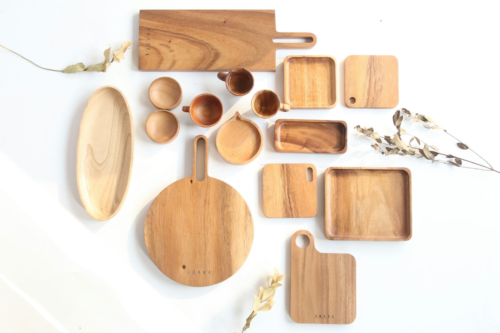 top view of assorted shape and sized wooden kitchen utensils